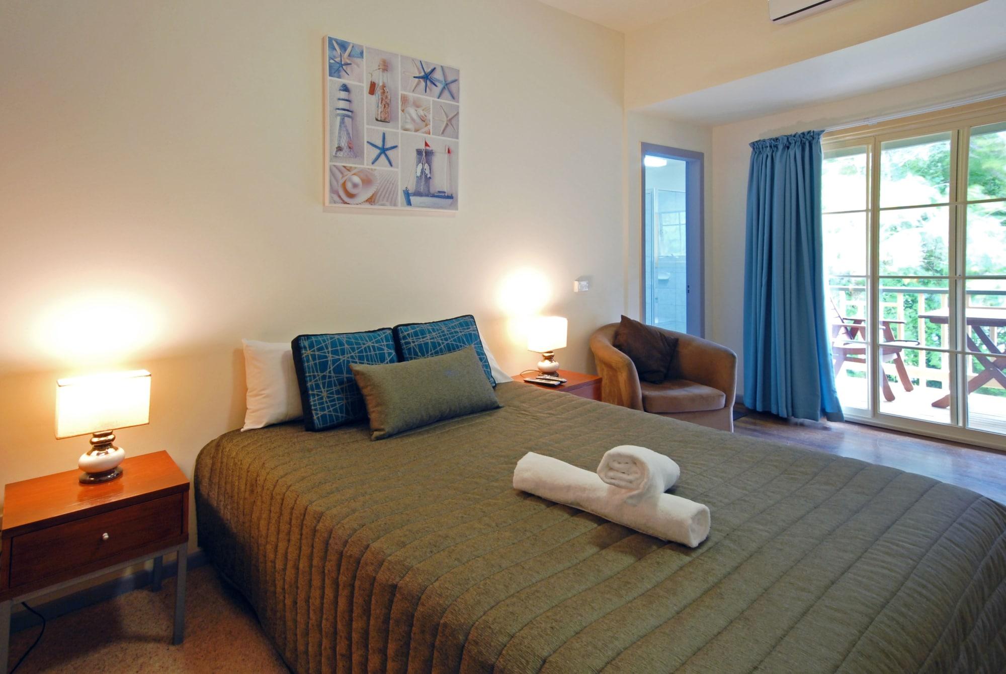 Riverview Boutique Motel Намбакка-Хедс Экстерьер фото
