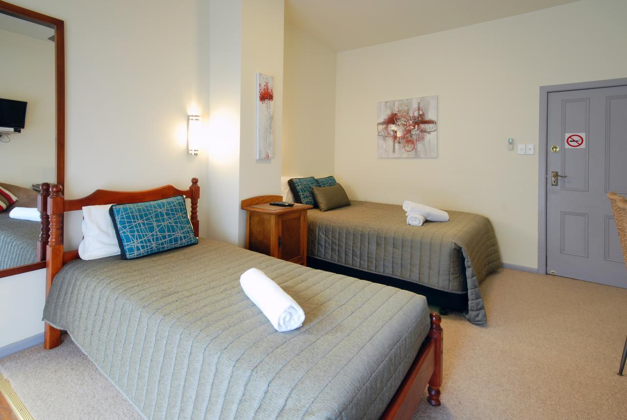 Riverview Boutique Motel Намбакка-Хедс Экстерьер фото